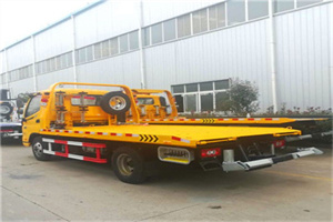 肃宁附近拖车救援搭电